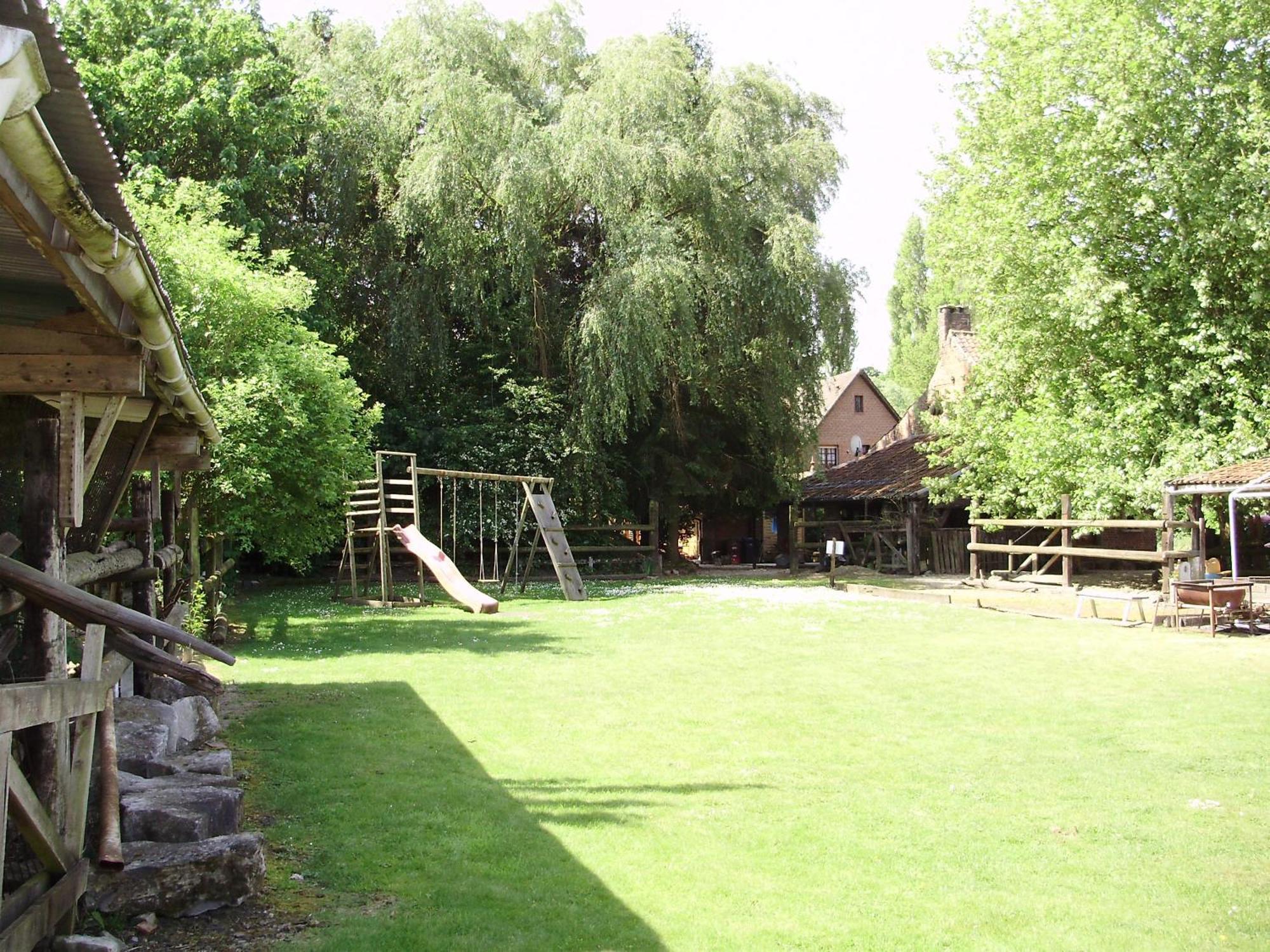 Auberge Du Bord Des Eaux - Demi-Pension Assuree Sur Reservation Сен-Аман-лез-О Екстериор снимка