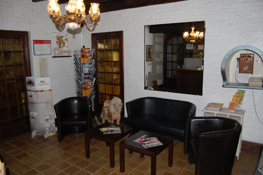 Auberge Du Bord Des Eaux - Demi-Pension Assuree Sur Reservation Сен-Аман-лез-О Екстериор снимка